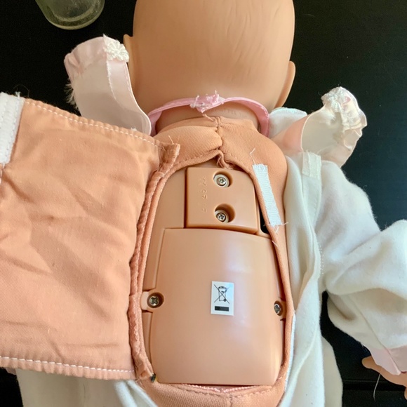 Vintage Baby Play Doll Works Great has sounds + original accessories - Picture 3 of 4